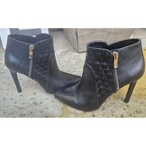 BCBGeneration Womens Chameleon Stiletto Bootie Black Leather Size 7 VGUC